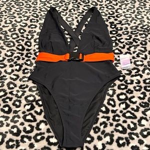 Forever 21 One Piece Swimsuit 🩱